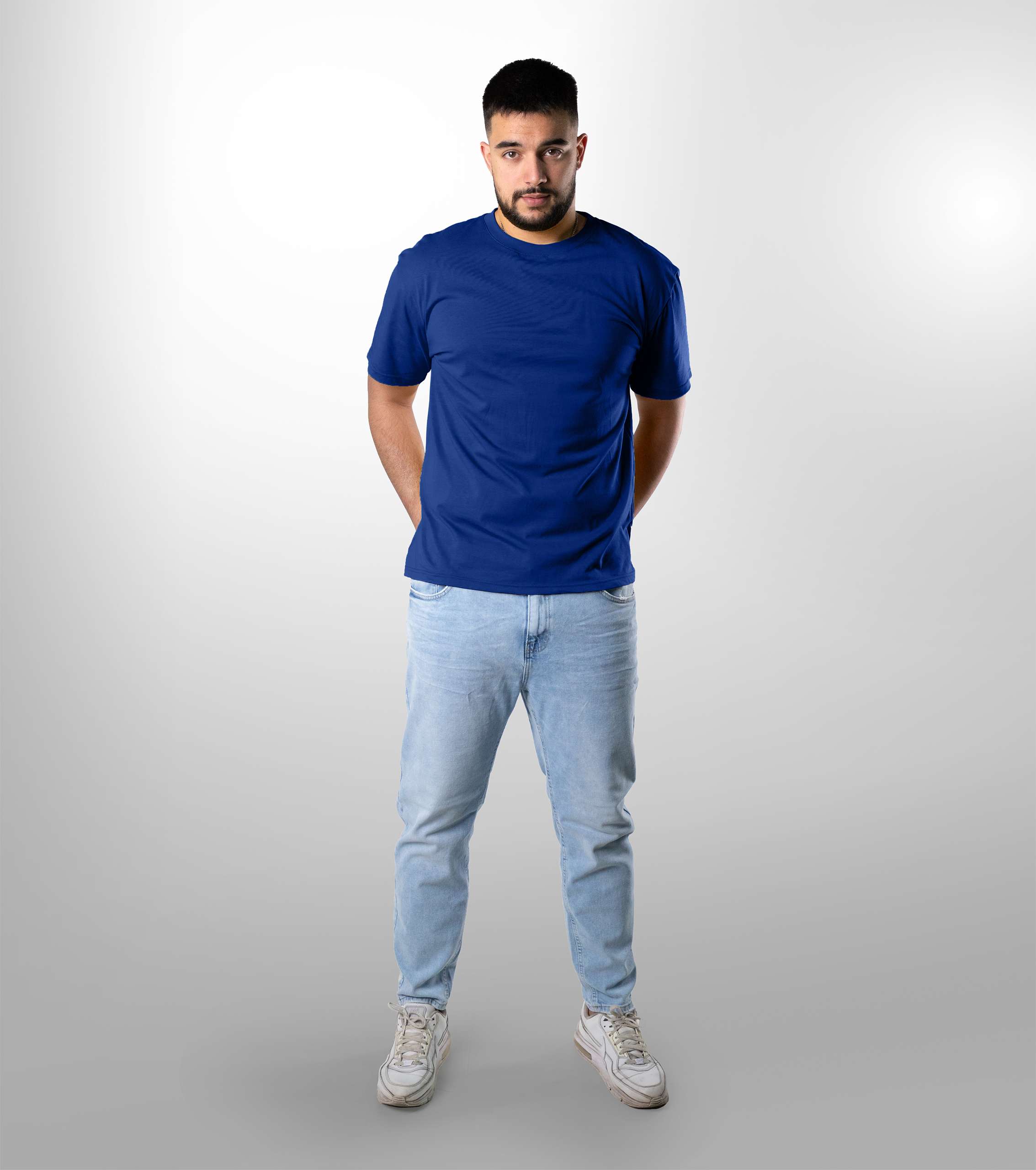 10005-M-indigo-front-model T-Shirt Luxury – Bild 1